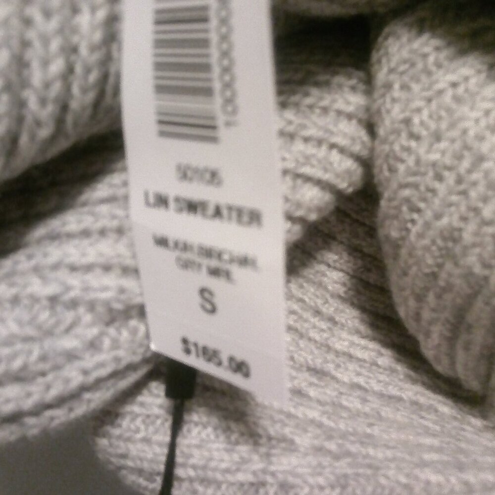 NWAT Aritzia Oversized Sweater - Picture 4 of 4